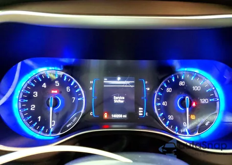 2018 Chrysler Pacifica Touring L z USA, uszkodzony, nr VIN 2C4RC1BG9JR279681